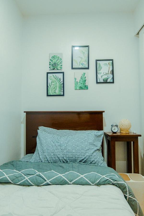 Yong'S Place At Isabelle De Valenzuela Манила Екстериор снимка